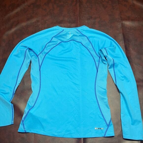 The North Face blue long sleeve flash dry top, size small - Picture 11 of 13